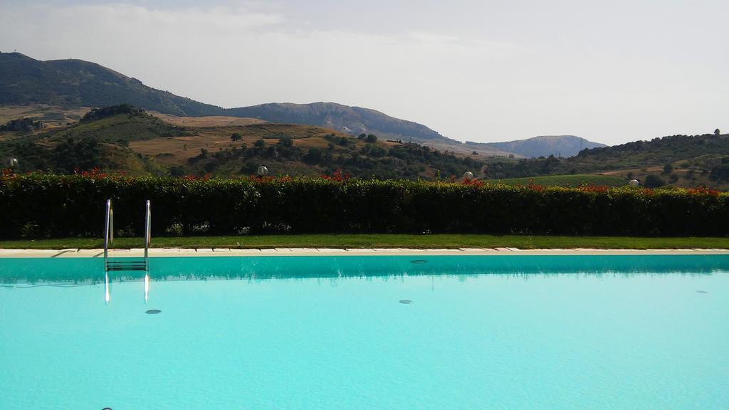 בית הארחה Santa Cristina Gela  	Agrirelais Baglio Di Pianetto מראה חיצוני תמונה